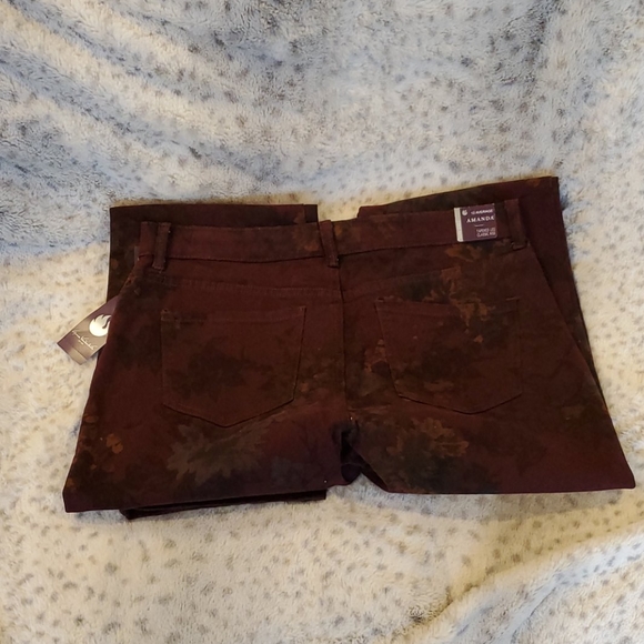 ❤HP❤ High Rise Printed Jeans - One Plus Size - Picture 2 of 15